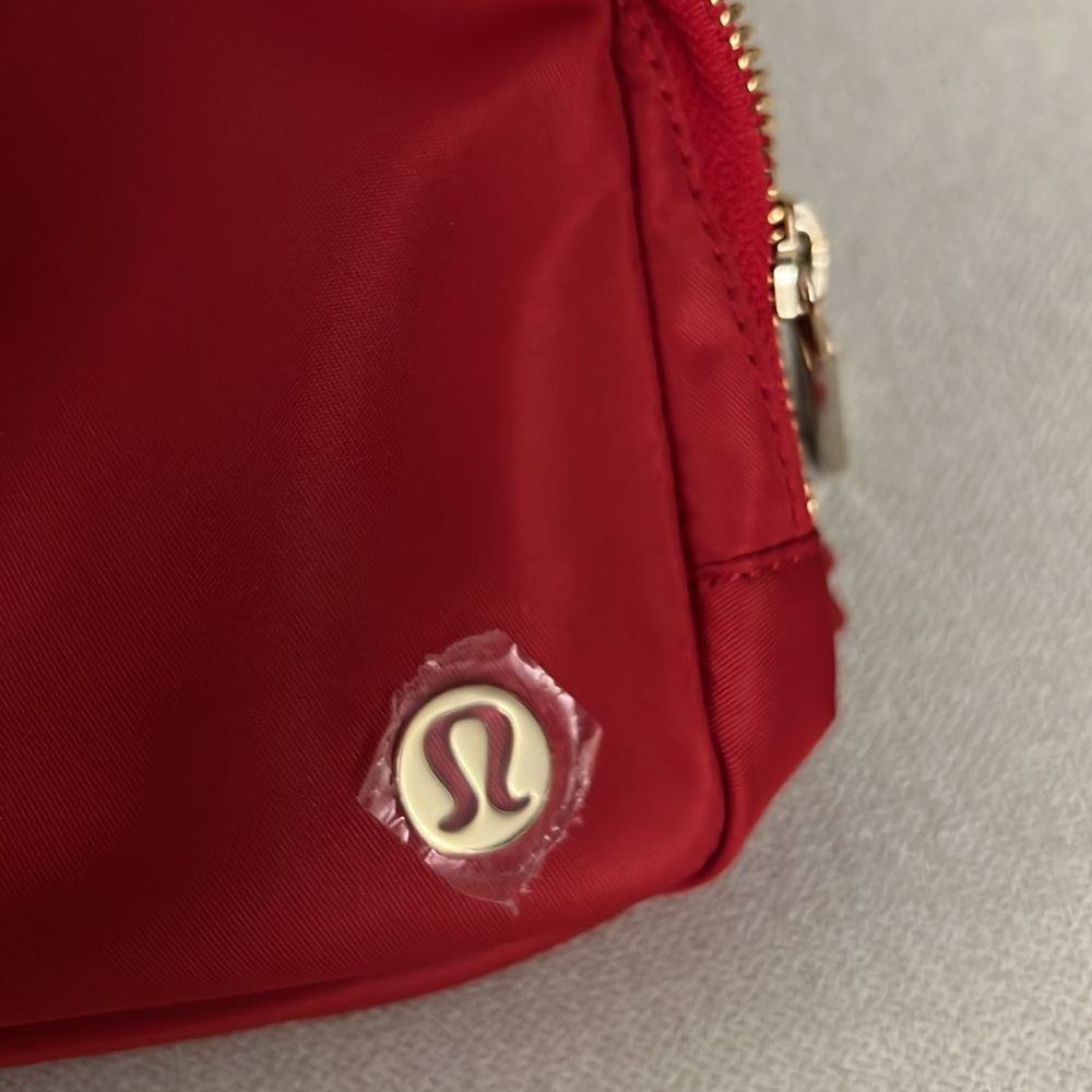 Lululemon Lunar New Year Everywhere Belt Bag 1L - Picture 5 of 8